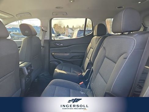 Used 2023 GMC Acadia SLE w/ Driver Convenience Package image 14