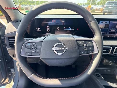 New 2026 Nissan Sentra SR w/ SR Premium Package FWD image 15