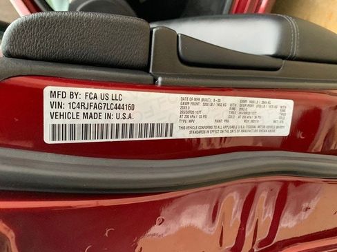 Used 2020 Jeep Grand Cherokee Altitude image 27