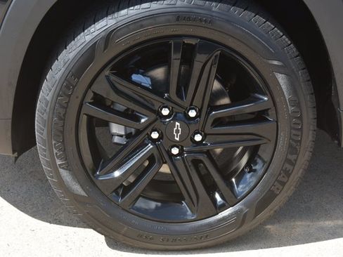New 2026 Chevrolet Trax ACTIV w/ Driver Confidence Package FWD image 11