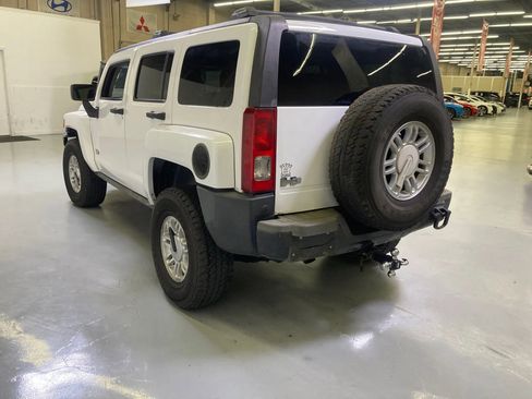 Used 2008 HUMMER H3 AWD/4WD image 4