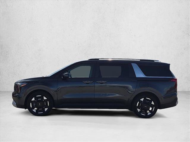 Used 2026 Kia Carnival EX FWD image 9