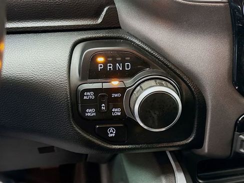 Used 2021 RAM 1500 Big Horn image 17