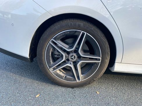 Certified 2025 Mercedes-Benz CLA 250 4MATIC image 23