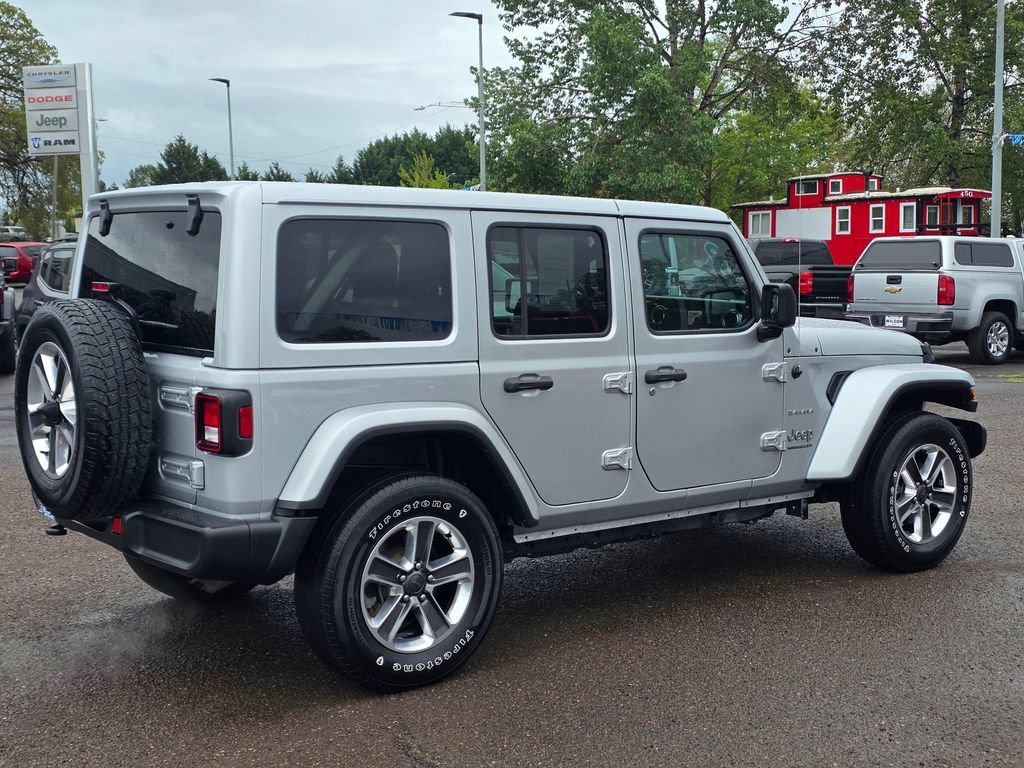 Used 2023 Jeep Wrangler Unlimited Sahara AWD/4WD image 27