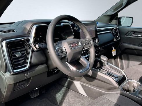 New 2026 GMC Canyon Elevation w/ Convenience Package RWD image 7