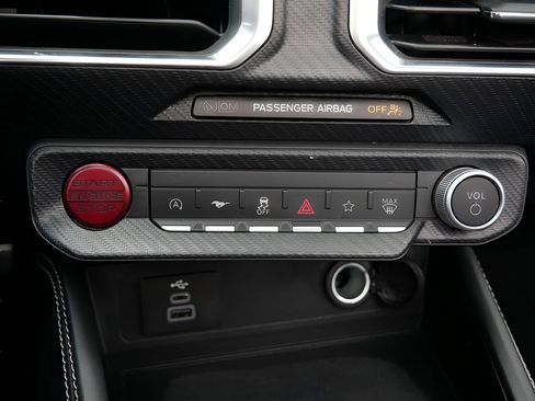 Used 2025 Ford Mustang GT Premium RWD image 24