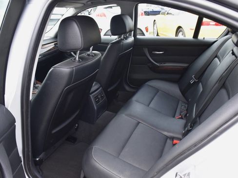 Used 2010 BMW 328i Sedan RWD image 10