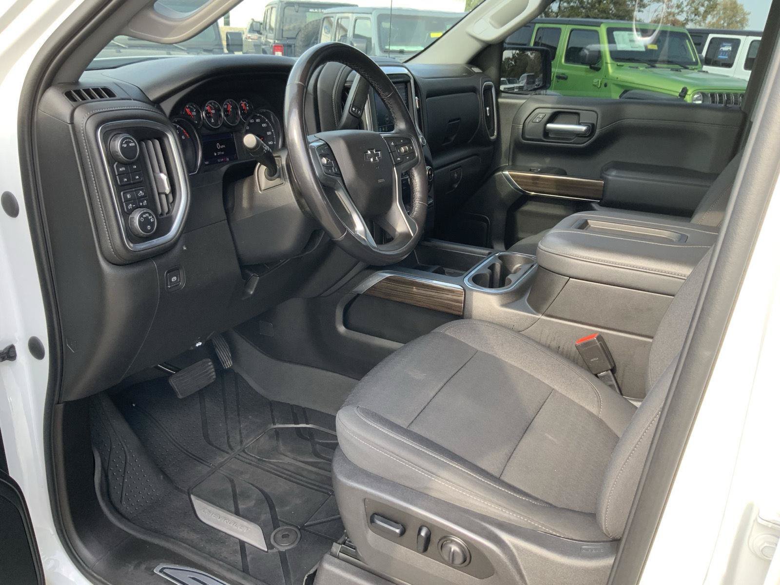 Used 2021 Chevrolet Silverado 1500 RST w/ Rally Edition AWD/4WD image 21