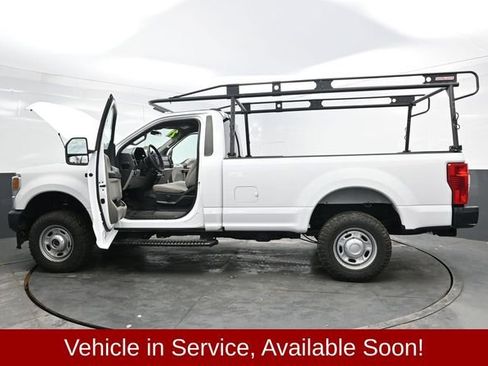 Used 2021 Ford F250 XL w/ Power Equipment Group image 41