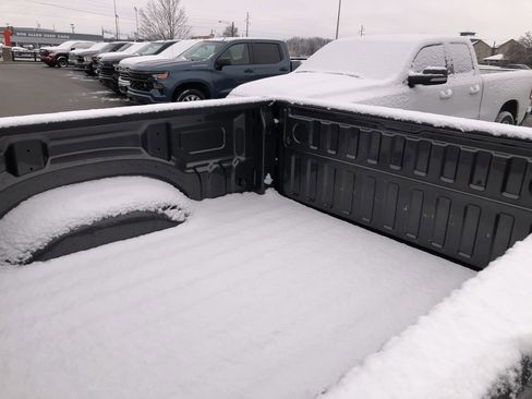 Used 2022 RAM 1500 Laramie image 9