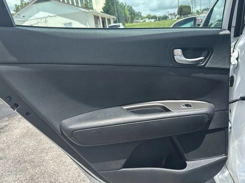Used 2020 Kia Optima LX FWD image 23
