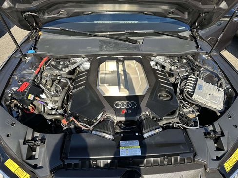 Used 2021 Audi RS 7 Sportback image 36