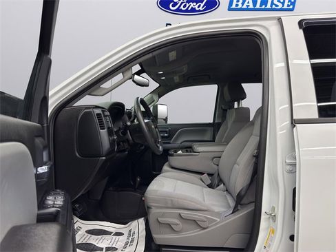 Used 2019 Chevrolet Silverado 2500 W/T w/ Snow Plow Prep Package image 36