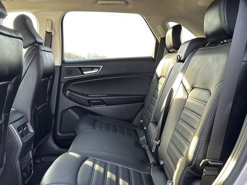 Used 2021 Ford Edge SEL w/ Convenience Package image 25