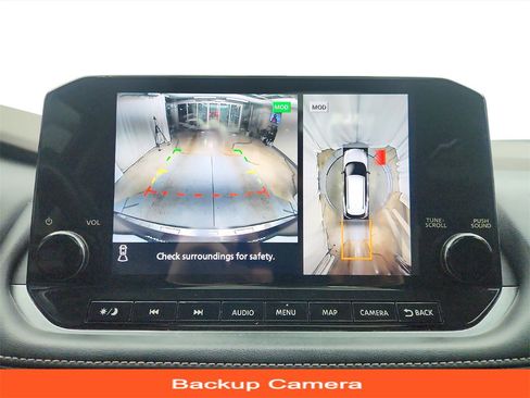 Used 2022 Nissan Rogue Platinum w/ Head-Up Display Package image 18