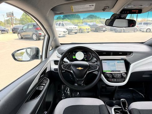 Used 2019 Chevrolet Bolt LT FWD image 24
