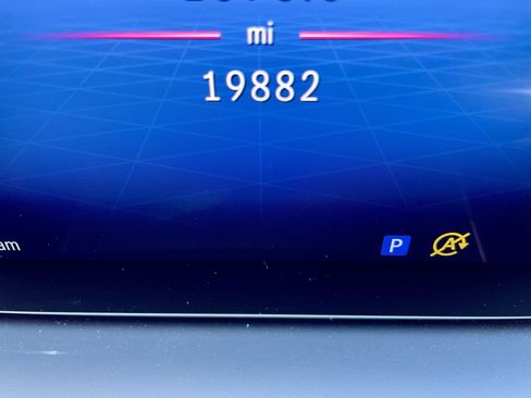 Used 2024 Mercedes-Benz GLE 350 4MATIC image 25