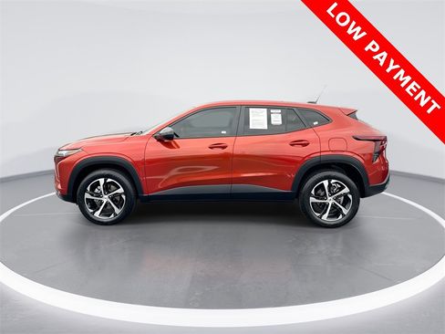 Used 2024 Chevrolet Trax RS w/ Driver Confidence Package image 5