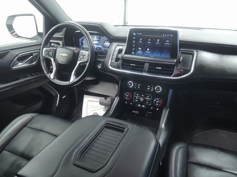 Used 2024 Chevrolet Tahoe LT w/ Luxury Package image 35