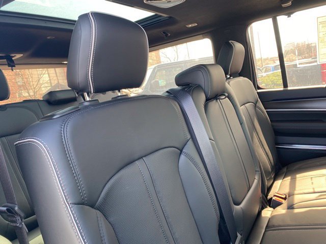 New 2024 Jeep Grand Wagoneer Series II Obsidian w/ Quick Order Packagew 28T AWD/4WD image 33