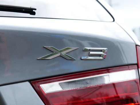 Used 2017 BMW X3 xDrive28i w/ Technology Package image 63