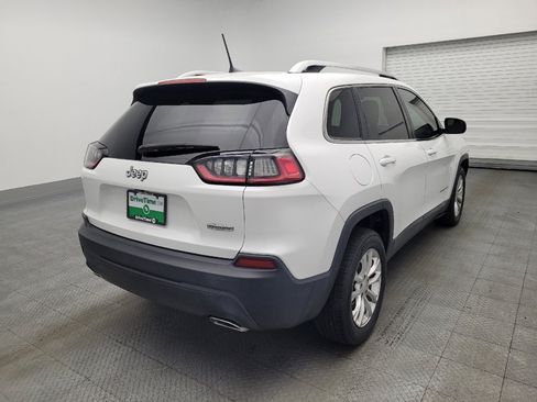 Used 2019 Jeep Cherokee Latitude w/ Popular Appearance Group image 9