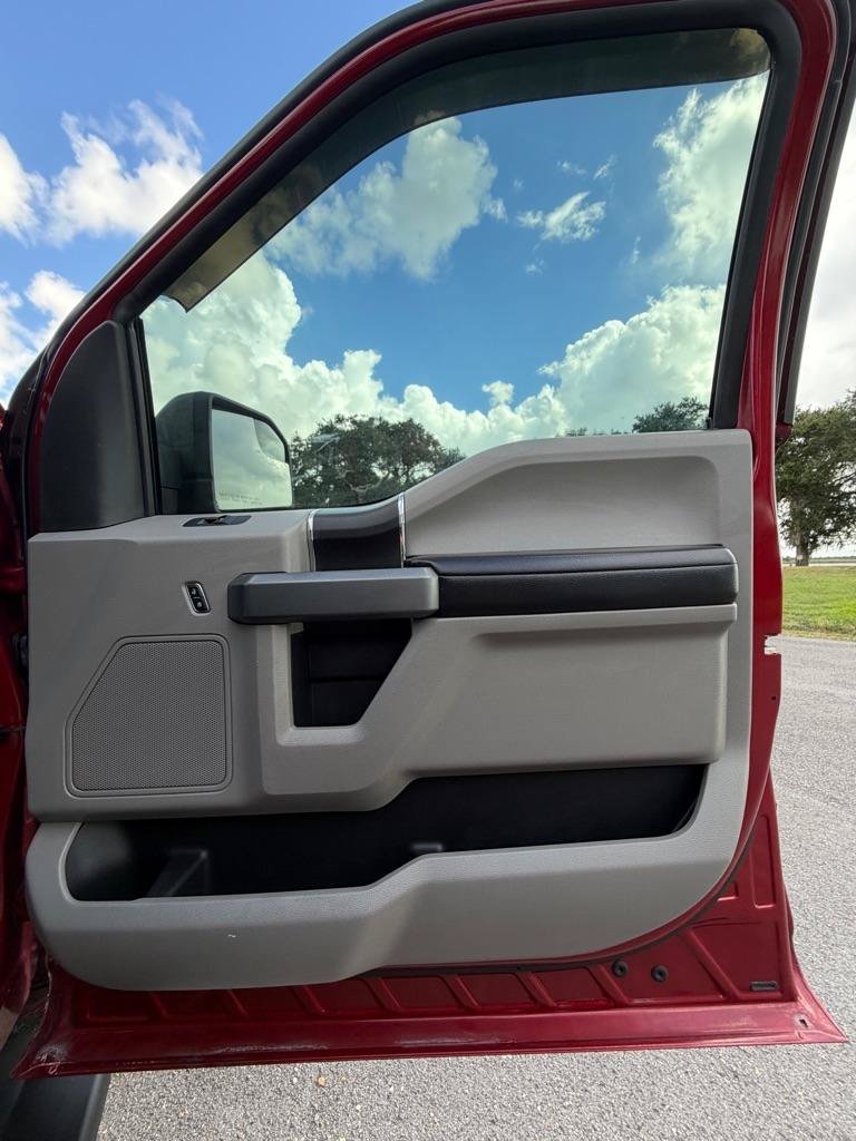 Used 2017 Ford F150 XLT RWD image 14