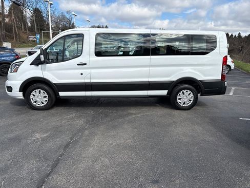 Used 2023 Ford Transit 350 XLT RWD image 9
