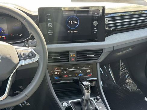 New 2026 Volkswagen Jetta SE image 9