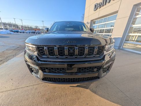 New 2026 Jeep Grand Cherokee Limited image 9