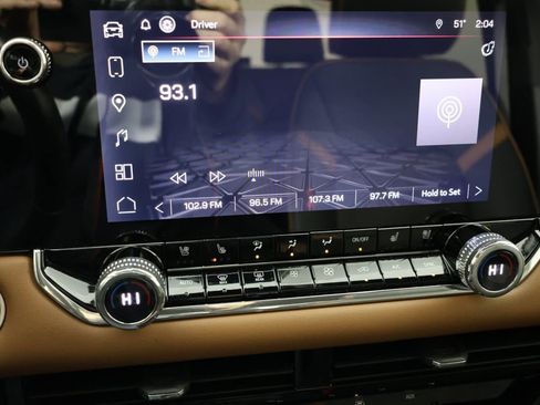 Used 2024 GMC Canyon AT4 w/ AT4 Premium Package image 32