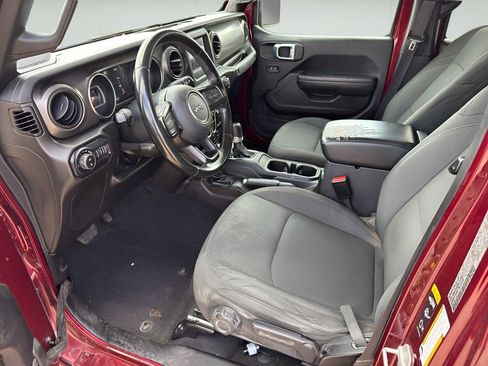 Used 2022 Jeep Gladiator Willys image 9