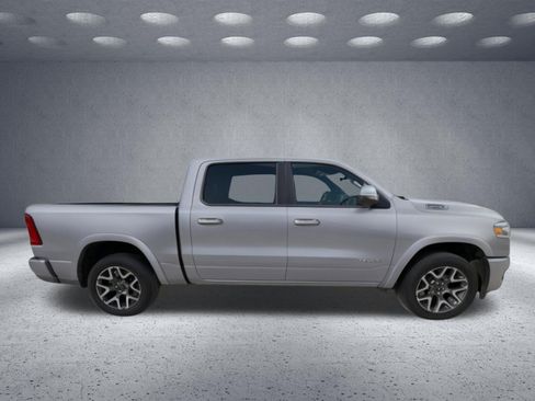 Used 2025 RAM 1500 Laramie AWD/4WD image 2
