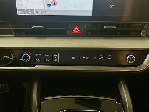 Used 2023 Kia Sportage EX image 23