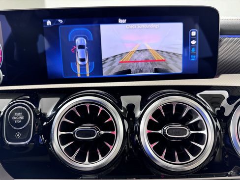 Used 2025 Mercedes-Benz CLA 250 4MATIC image 15