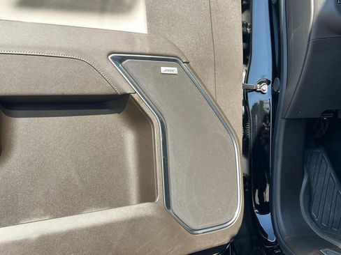 New 2025 GMC Sierra 2500 SLT w/ SLT Premium Package image 26