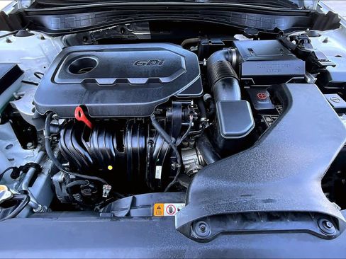 Used 2020 Kia Optima LX image 30