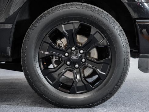 Certified 2022 Ford F150 Lariat w/ Equipment Group 502A High image 18