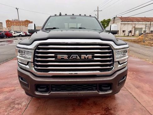 Used 2024 RAM 3500 Limited w/ Towing Technology Group AWD/4WD image 2