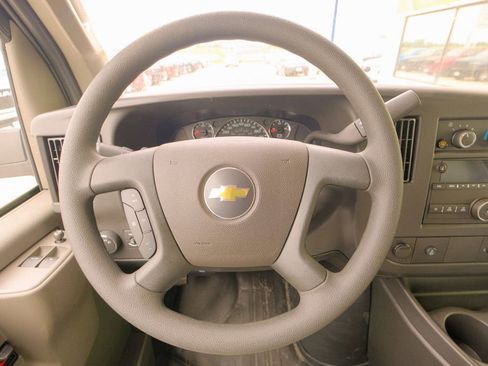 Used 2025 Chevrolet Express 2500 w/ Driver Convenience Package image 26