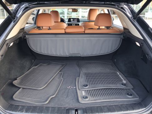 Certified 2022 Lexus RX 350 FWD w/ Premium Package image 36