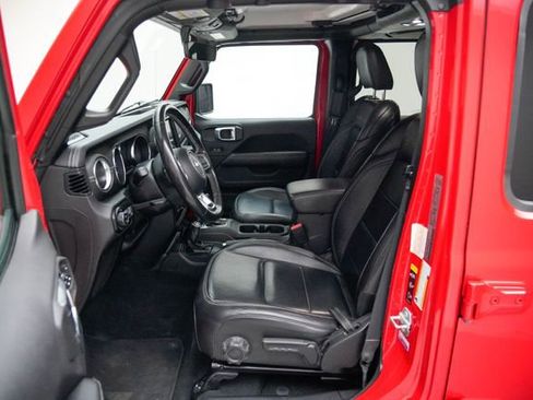 Used 2021 Jeep Gladiator Overland w/ Uconnect 4C Nav & Sound Group image 23