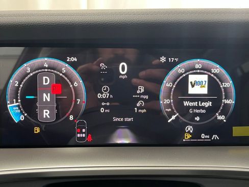 New 2026 Volkswagen Tiguan SE image 22