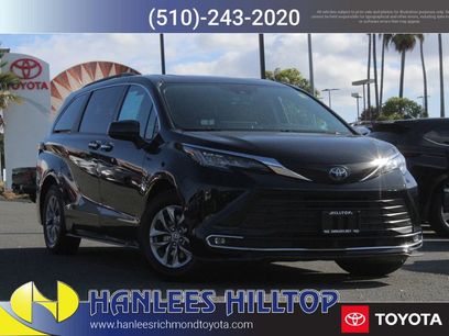 Certified 2023 Toyota Sienna XLE