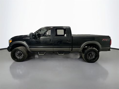 Used 2012 Ford F350 Lariat w/ Chrome Pkg image 4