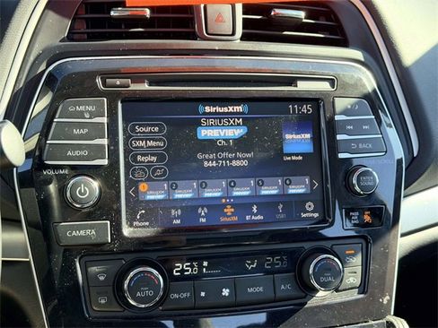 Used 2023 Nissan Maxima SL image 21