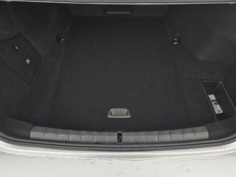 Used 2025 BMW i7 xDrive60 w/ Premium Package image 22