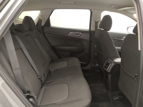 Used 2023 Kia Sportage LX FWD image 19