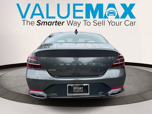 Used 2025 Genesis G70 2.5T RWD image 5
